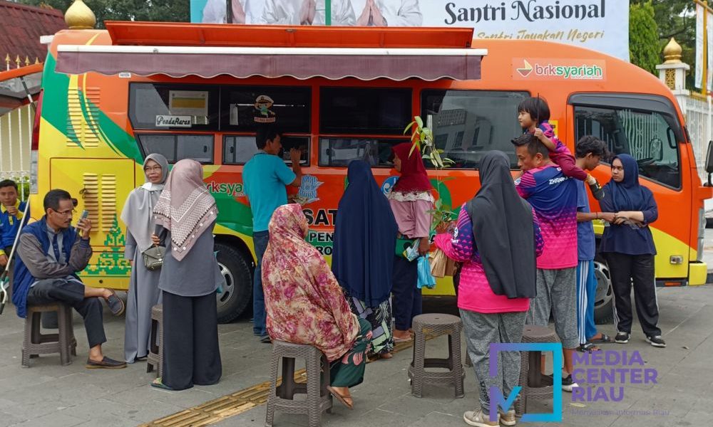 Bapenda Riau Bebaskan Denda Keterlambatan Pajak Kendaraan Saat Libur&nbsp;Lebaran